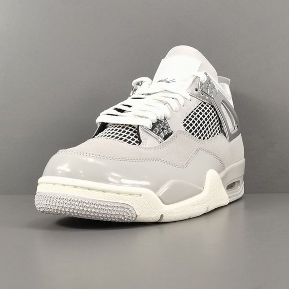 Air Jordan 4 Retro White Gray Basketball Shoes - Picture 4 of 10
